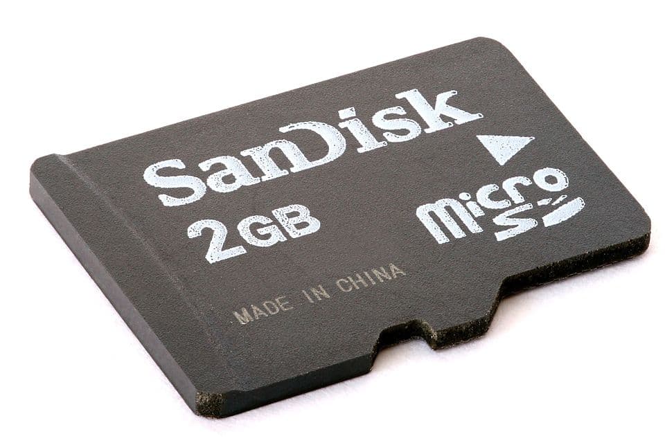 32GB Class-10 microSD Card (with adapter)