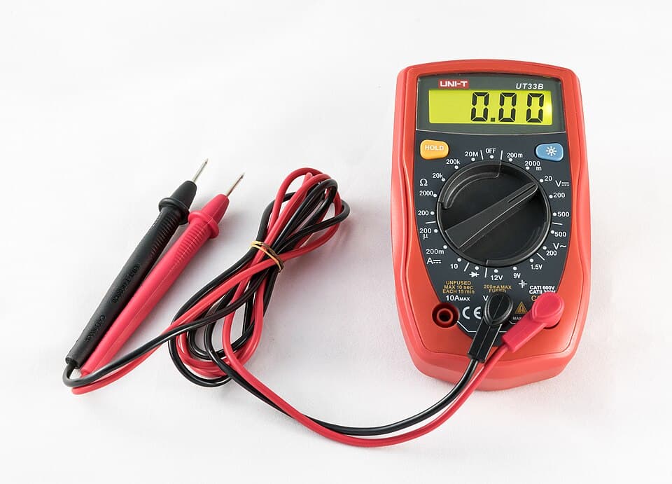 UNI-T UT33D Palm-Sized Multimeter