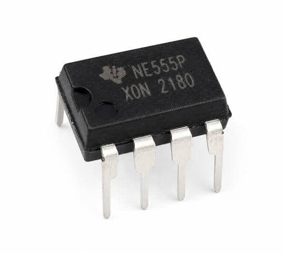 NE555 Timer IC (DIP)