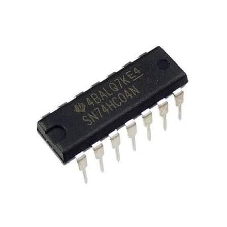 7400 Quad 2-Input NAND Gate IC